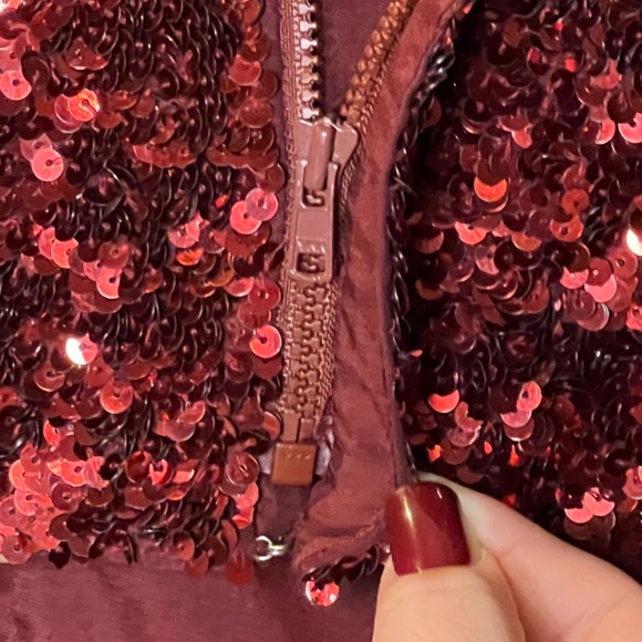 Cache Size XS Silk Sequined Top Red - Picture 5 of 8